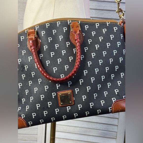 Dooney & Bourke Black and Brown Monogram Shoulder Bag. Pittsburgh Pirates. - Picture 5 of 13
